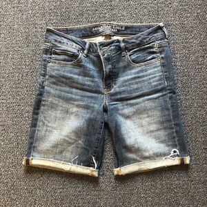 American Eagle Super Super Stretch Skinny Bermuda